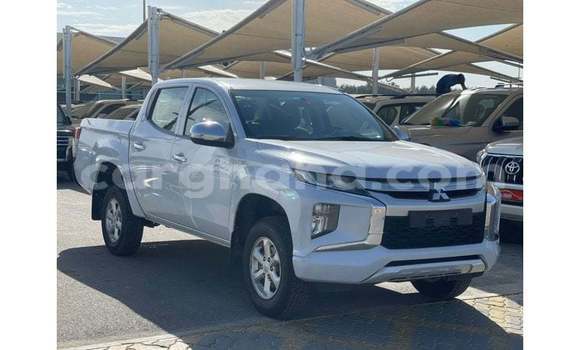 Ra Imported Mitsubishi L200 funfun Ọkọ̀ in Import - Dubai ni Ashanti Ra Imported Mitsubishi L200 funfun Ọkọ̀ in Import - Dubai ni Ashanti
