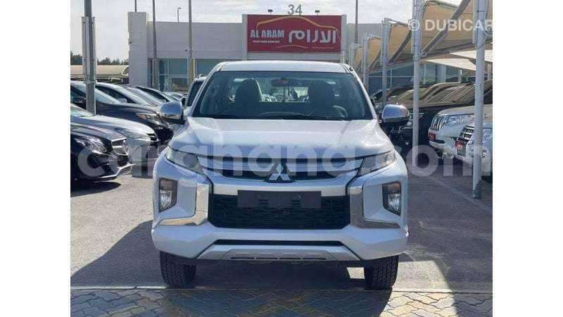 Big with watermark mitsubishi l200 ashanti import dubai 52867