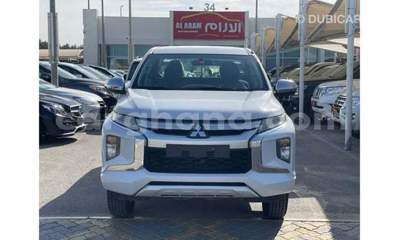Ra Imported Mitsubishi L200 funfun Ọkọ̀ in Import - Dubai ni Ashanti Ra Imported Mitsubishi L200 funfun Ọkọ̀ in Import - Dubai ni Ashanti