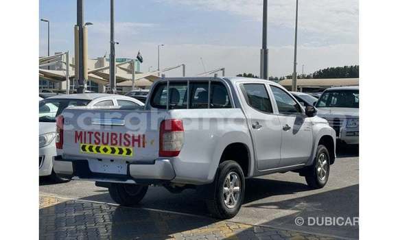 Ra Imported Mitsubishi L200 funfun Ọkọ̀ in Import - Dubai ni Ashanti Ra Imported Mitsubishi L200 funfun Ọkọ̀ in Import - Dubai ni Ashanti