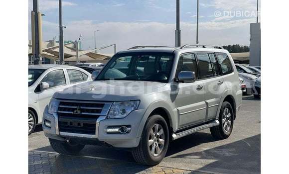 Ra Imported Mitsubishi Pajero funfun Ọkọ̀ in Import - Dubai ni Ashanti Ra Imported Mitsubishi Pajero funfun Ọkọ̀ in Import - Dubai ni Ashanti