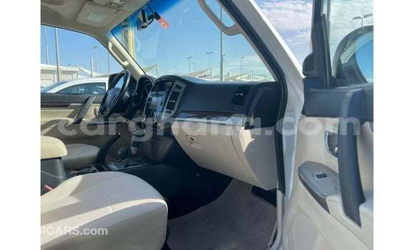 Ra Imported Mitsubishi Pajero funfun Ọkọ̀ in Import - Dubai ni Ashanti Ra Imported Mitsubishi Pajero funfun Ọkọ̀ in Import - Dubai ni Ashanti