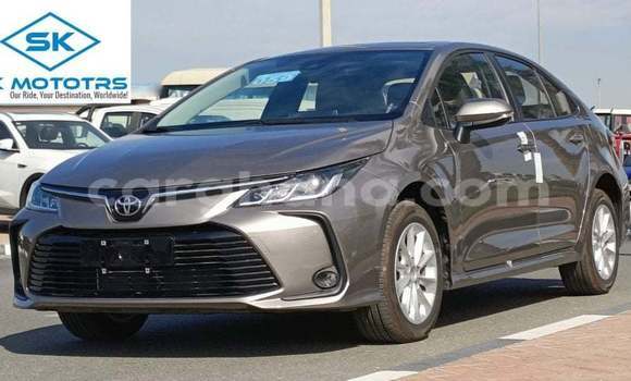 Ra Imported Toyota Corolla Brown Ọkọ̀ in Import - Dubai ni Ashanti