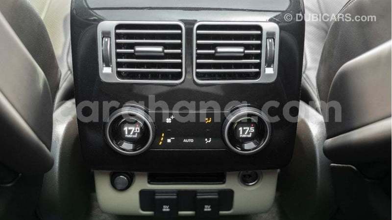 Big with watermark land rover range rover ashanti import dubai 52900