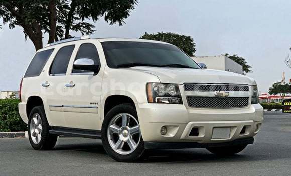Buy Import Chevrolet Tahoe White Car in Import - Dubai in Ashanti