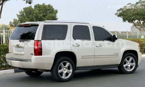 Ra Imported Chevrolet Tahoe funfun Ọkọ̀ in Import - Dubai ni Ashanti Ra Imported Chevrolet Tahoe funfun Ọkọ̀ in Import - Dubai ni Ashanti