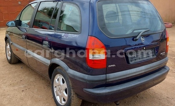 Sayi Na hannu Opel Zafira Blue Mota in Sekondi–Takoradi Metropolitan a Yamma