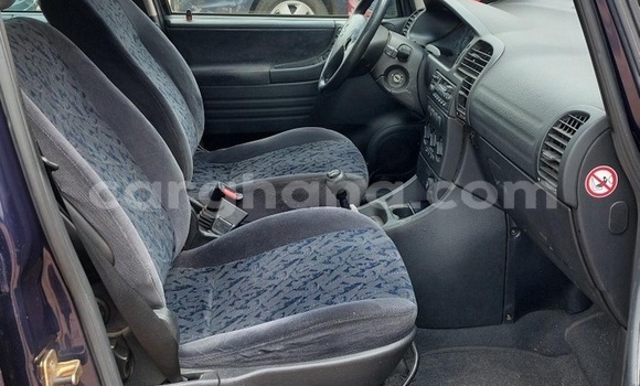 Ra Àlòkù Opel Zafira Blue Ọkọ̀ in Sekondi–Takoradi Metropolitan ni Oorun Ra Àlòkù Opel Zafira Blue Ọkọ̀ in Sekondi–Takoradi Metropolitan ni Oorun