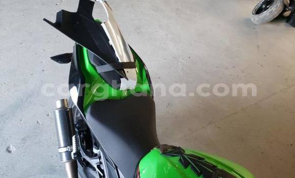 Ra Àlòkù Kawasaki Ninja ZX-10R Alawọ ewe Mọto in Sekondi–Takoradi Metropolitan ni Oorun Ra Àlòkù Kawasaki Ninja ZX-10R Alawọ ewe Mọto in Sekondi–Takoradi Metropolitan ni Oorun