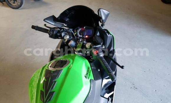 Ra Àlòkù Kawasaki Ninja ZX-10R Alawọ ewe Mọto in Sekondi–Takoradi Metropolitan ni Oorun Ra Àlòkù Kawasaki Ninja ZX-10R Alawọ ewe Mọto in Sekondi–Takoradi Metropolitan ni Oorun