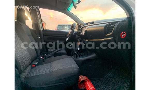 Ra Imported Toyota Hilux funfun Ọkọ̀ in Import - Dubai ni Ashanti Ra Imported Toyota Hilux funfun Ọkọ̀ in Import - Dubai ni Ashanti