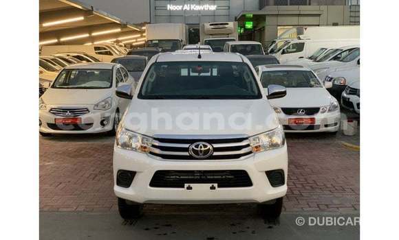 Ra Imported Toyota Hilux funfun Ọkọ̀ in Import - Dubai ni Ashanti Ra Imported Toyota Hilux funfun Ọkọ̀ in Import - Dubai ni Ashanti