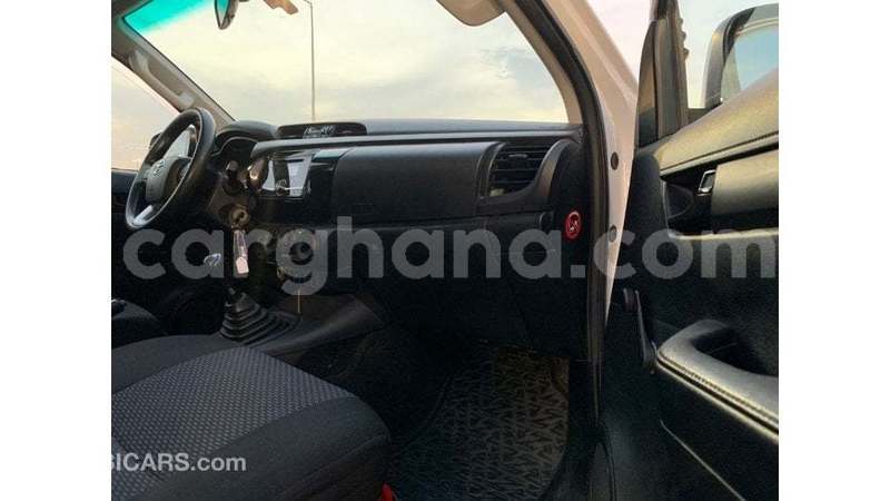 Big with watermark toyota hilux ashanti import dubai 52918