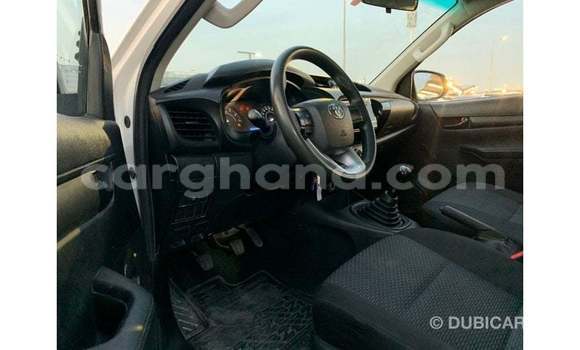 Ra Imported Toyota Hilux funfun Ọkọ̀ in Import - Dubai ni Ashanti Ra Imported Toyota Hilux funfun Ọkọ̀ in Import - Dubai ni Ashanti