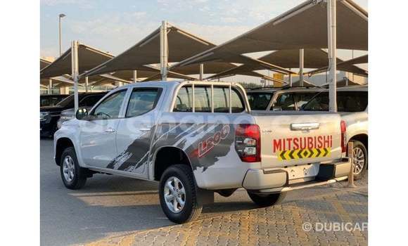 Ra Imported Mitsubishi L200 funfun Ọkọ̀ in Import - Dubai ni Ashanti Ra Imported Mitsubishi L200 funfun Ọkọ̀ in Import - Dubai ni Ashanti