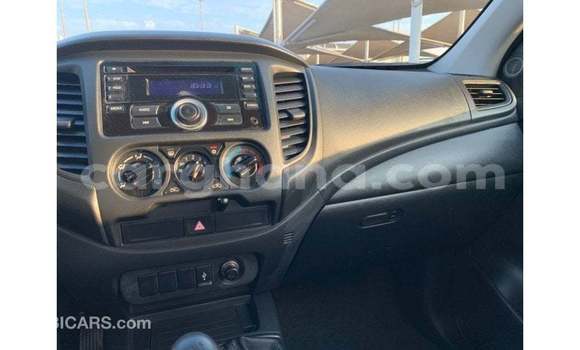 Ra Imported Mitsubishi L200 funfun Ọkọ̀ in Import - Dubai ni Ashanti Ra Imported Mitsubishi L200 funfun Ọkọ̀ in Import - Dubai ni Ashanti