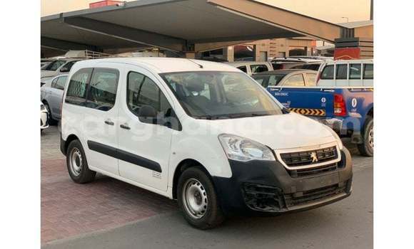 Ra Imported Peugeot Partner funfun Ọkọ̀ in Import - Dubai ni Ashanti Ra Imported Peugeot Partner funfun Ọkọ̀ in Import - Dubai ni Ashanti
