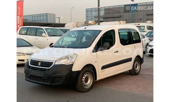 Ra Imported Peugeot Partner funfun Ọkọ̀ in Import - Dubai ni Ashanti Ra Imported Peugeot Partner funfun Ọkọ̀ in Import - Dubai ni Ashanti