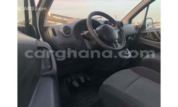 Ra Imported Peugeot Partner funfun Ọkọ̀ in Import - Dubai ni Ashanti Ra Imported Peugeot Partner funfun Ọkọ̀ in Import - Dubai ni Ashanti