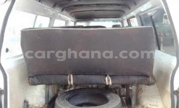 Ra Àlòkù Hyundai H1 funfun Ọkọ̀ in Sekondi–Takoradi Metropolitan ni Oorun Ra Àlòkù Hyundai H1 funfun Ọkọ̀ in Sekondi–Takoradi Metropolitan ni Oorun