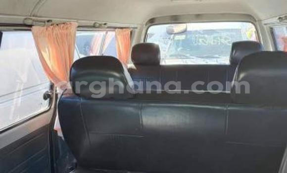 Ra Àlòkù Hyundai H1 funfun Ọkọ̀ in Sekondi–Takoradi Metropolitan ni Oorun Ra Àlòkù Hyundai H1 funfun Ọkọ̀ in Sekondi–Takoradi Metropolitan ni Oorun