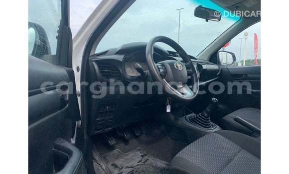 Ra Imported Toyota Hilux funfun Ọkọ̀ in Import - Dubai ni Ashanti Ra Imported Toyota Hilux funfun Ọkọ̀ in Import - Dubai ni Ashanti