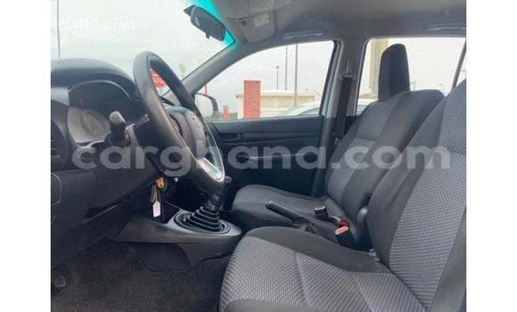Ra Imported Toyota Hilux funfun Ọkọ̀ in Import - Dubai ni Ashanti Ra Imported Toyota Hilux funfun Ọkọ̀ in Import - Dubai ni Ashanti