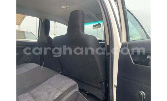 Ra Imported Toyota Hilux funfun Ọkọ̀ in Import - Dubai ni Ashanti Ra Imported Toyota Hilux funfun Ọkọ̀ in Import - Dubai ni Ashanti