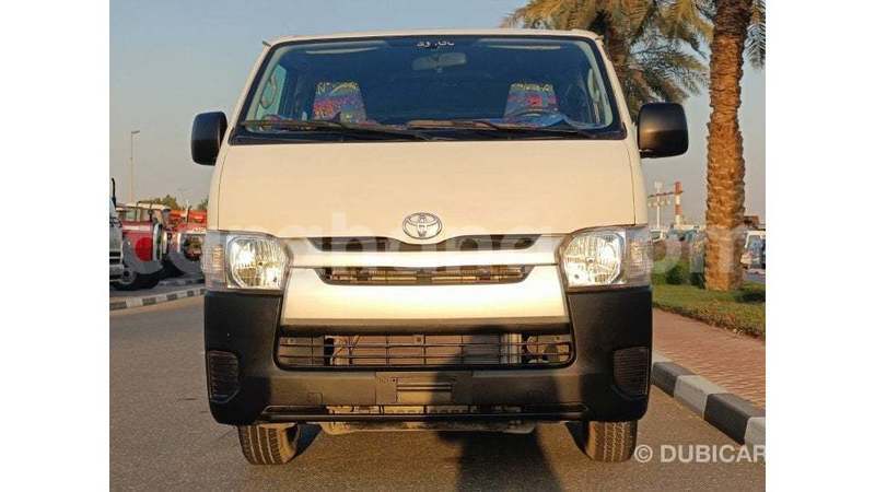 Big with watermark toyota hiace ashanti import dubai 52928