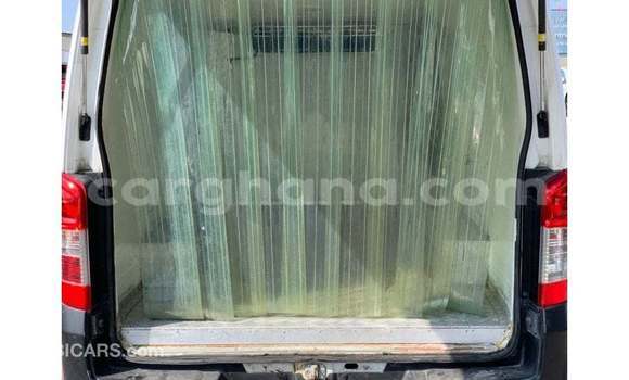 Ra Imported Nissan Urvan funfun Ọkọ̀ in Import - Dubai ni Ashanti Ra Imported Nissan Urvan funfun Ọkọ̀ in Import - Dubai ni Ashanti