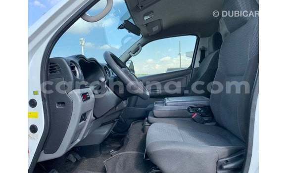 Ra Imported Nissan Urvan funfun Ọkọ̀ in Import - Dubai ni Ashanti Ra Imported Nissan Urvan funfun Ọkọ̀ in Import - Dubai ni Ashanti