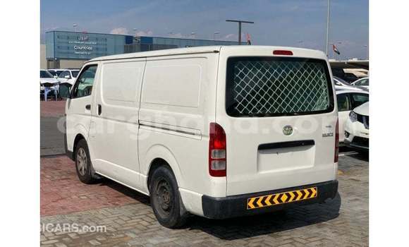 Ra Imported Toyota Hiace funfun Ọkọ̀ in Import - Dubai ni Ashanti Ra Imported Toyota Hiace funfun Ọkọ̀ in Import - Dubai ni Ashanti