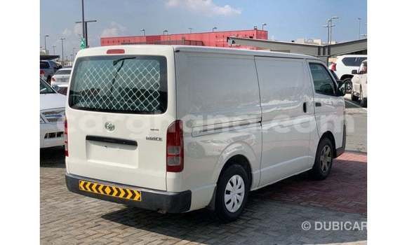 Ra Imported Toyota Hiace funfun Ọkọ̀ in Import - Dubai ni Ashanti Ra Imported Toyota Hiace funfun Ọkọ̀ in Import - Dubai ni Ashanti