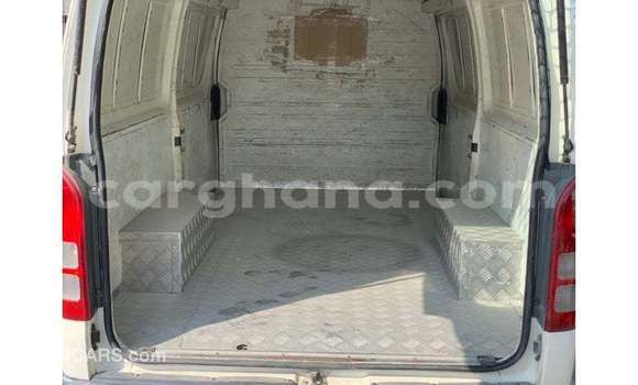 Ra Imported Toyota Hiace funfun Ọkọ̀ in Import - Dubai ni Ashanti Ra Imported Toyota Hiace funfun Ọkọ̀ in Import - Dubai ni Ashanti