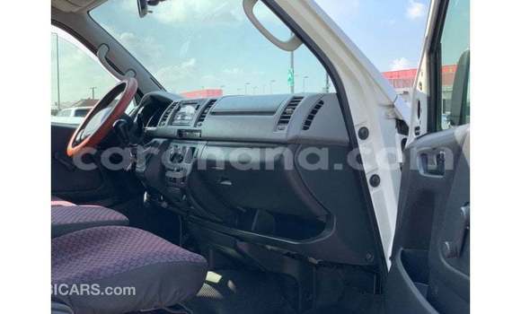 Ra Imported Toyota Hiace funfun Ọkọ̀ in Import - Dubai ni Ashanti Ra Imported Toyota Hiace funfun Ọkọ̀ in Import - Dubai ni Ashanti