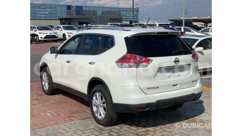 Big with watermark nissan rogue ashanti import dubai 52937