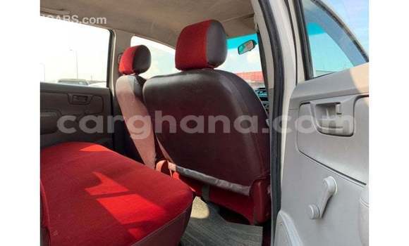 Sayi Imported Toyota Hilux White Mota in Import - Dubai a Ashanti Sayi Imported Toyota Hilux White Mota in Import - Dubai a Ashanti