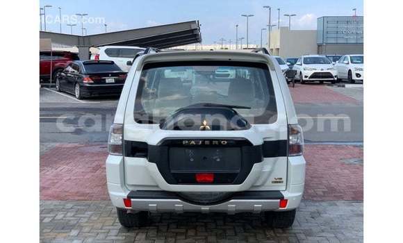Ra Imported Mitsubishi Pajero funfun Ọkọ̀ in Import - Dubai ni Ashanti Ra Imported Mitsubishi Pajero funfun Ọkọ̀ in Import - Dubai ni Ashanti