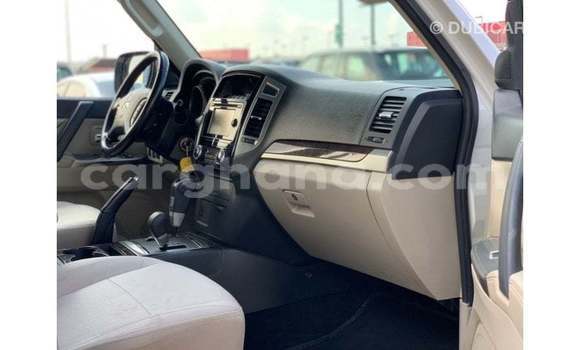 Ra Imported Mitsubishi Pajero funfun Ọkọ̀ in Import - Dubai ni Ashanti Ra Imported Mitsubishi Pajero funfun Ọkọ̀ in Import - Dubai ni Ashanti