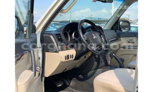 Ra Imported Mitsubishi Pajero funfun Ọkọ̀ in Import - Dubai ni Ashanti Ra Imported Mitsubishi Pajero funfun Ọkọ̀ in Import - Dubai ni Ashanti