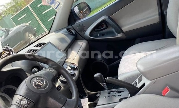 Ra Àlòkù Toyota RAV4 Red Ọkọ̀ in Sekondi–Takoradi Metropolitan ni Oorun Ra Àlòkù Toyota RAV4 Red Ọkọ̀ in Sekondi–Takoradi Metropolitan ni Oorun