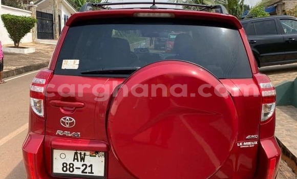 Ra Àlòkù Toyota RAV4 Red Ọkọ̀ in Sekondi–Takoradi Metropolitan ni Oorun Ra Àlòkù Toyota RAV4 Red Ọkọ̀ in Sekondi–Takoradi Metropolitan ni Oorun