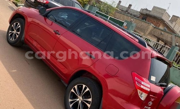 Ra Àlòkù Toyota RAV4 Red Ọkọ̀ in Sekondi–Takoradi Metropolitan ni Oorun Ra Àlòkù Toyota RAV4 Red Ọkọ̀ in Sekondi–Takoradi Metropolitan ni Oorun