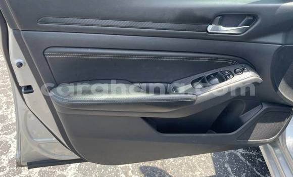 Sayi Na hannu Nissan Altima Azurfa Mota in Accra a Greater Accra Sayi Na hannu Nissan Altima Azurfa Mota in Accra a Greater Accra