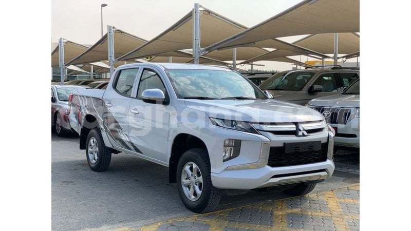 Big with watermark mitsubishi l200 ashanti import dubai 52972