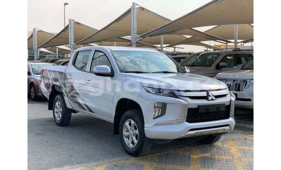 Ra Imported Mitsubishi L200 funfun Ọkọ̀ in Import - Dubai ni Ashanti Ra Imported Mitsubishi L200 funfun Ọkọ̀ in Import - Dubai ni Ashanti