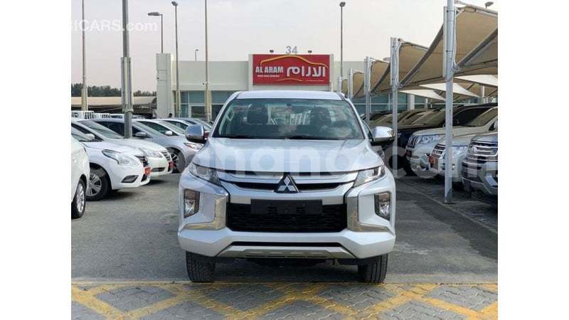 Big with watermark mitsubishi l200 ashanti import dubai 52972