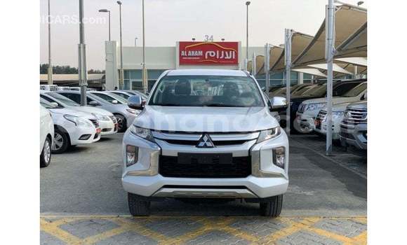 Ra Imported Mitsubishi L200 funfun Ọkọ̀ in Import - Dubai ni Ashanti Ra Imported Mitsubishi L200 funfun Ọkọ̀ in Import - Dubai ni Ashanti