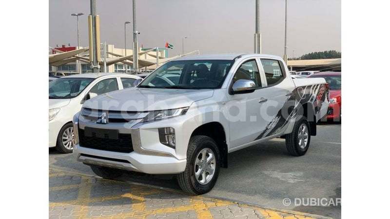 Big with watermark mitsubishi l200 ashanti import dubai 52972