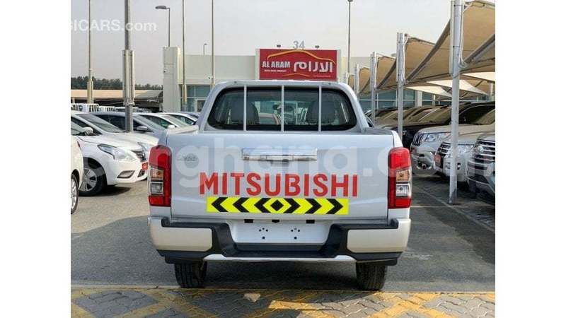 Big with watermark mitsubishi l200 ashanti import dubai 52972